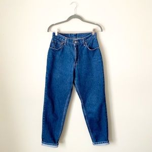 Vintage LEVI High Rise Mom Jeans